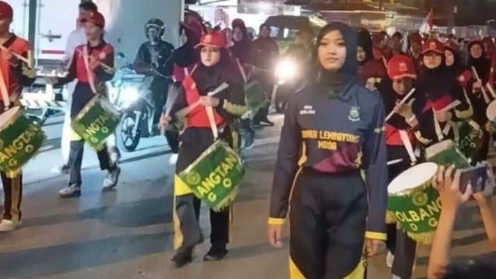 Pawai Karnaval Kemerdekaan HUT Ke 81 RI di Jalan Raya Aria Surialaga Pancasan Atas Kota Bogor Ada Marching Band hingga Barongsai