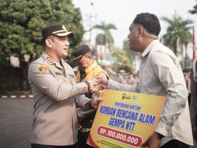 Mahasiswa Asal NTT dan Komunitas Relawan Polisi Baik Dilibatkan Dalam Penyaluran Donasi Untuk Korban Gempa di Manggarai Timur