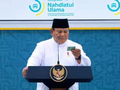 Presiden Prabowo Subianto saat menyampaikan pidato dalam penutupan Muktamar ke-35 NU di Jombang.