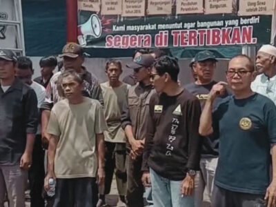 Izin Mati sejak 2016, Warga Ciampea Bogor Segel Minimarket dan Minta Diubah Jadi Koperasi Desa Merah Putih