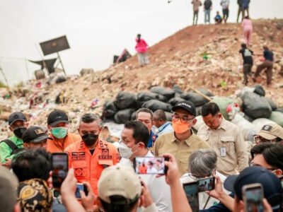 Wamen LH Puji Gerak Cepat Penanganan Kebakaran di TPA Galuga