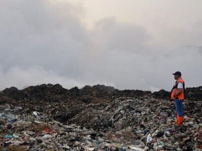 Cuaca Kering Jadi Alarm Bahaya, Bupati Bogor: Jangan Bakar Sampah Sembarangan, Api Bisa Jadi Bencana