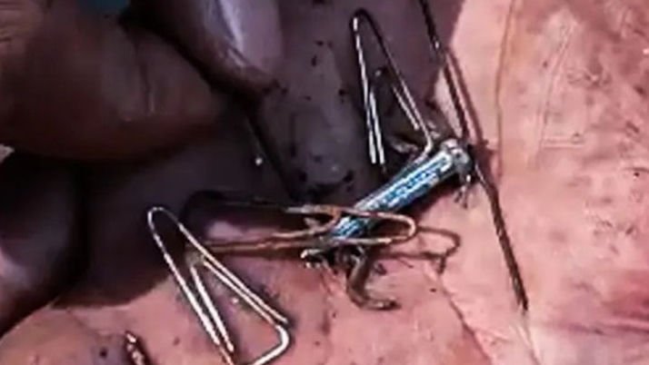 Waspada! Diduga Modus Kejahatan, Sandal Berpaku Ditemukan di Jalan Bojong Klapanunggal Cileungsi