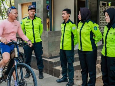 Ngecek Kondisi Kota Bogor Sambil Bersepeda, Jenal Mutaqin Ingatkan Soal Ini ke Juru Parkir dan Park Ranger