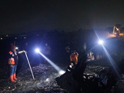 Update Hari ke-8 Kebakaran TPAS Galuga: Bupati Bogor Ungkap Sisa Titik Api, Petugas 24 Jam Padamkan Bara