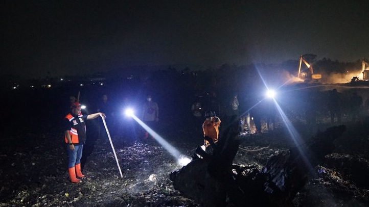 Update Hari ke-8 Kebakaran TPAS Galuga: Bupati Bogor Ungkap Sisa Titik Api, Petugas 24 Jam Padamkan Bara