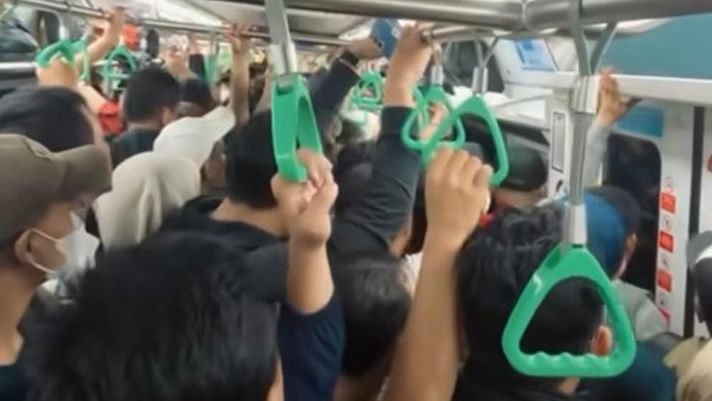 KRL Tujuan Bogor Ricuh Saat Jam Pulang Kerja, Penumpang Pria Cekcok Diduga Gegara Pelecehan
