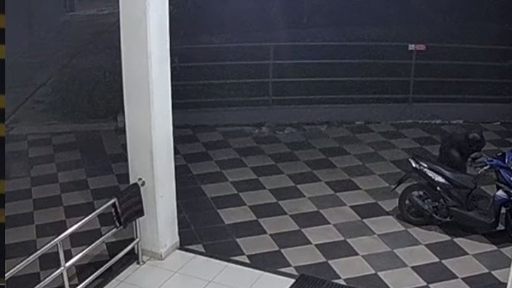 Nyaris Curi Motor di Masjid Al Ihsan Bogor, Gerak-gerik Mencurigakan Pelaku Terekam CCTV