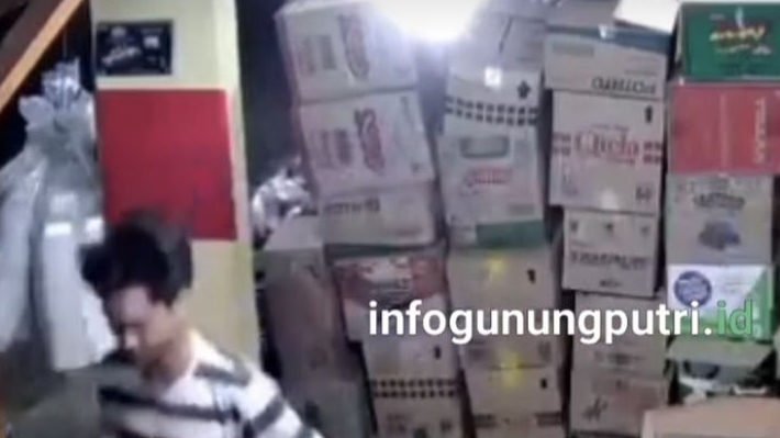 Aksi Pencurian Terjadi di Toko Sembako Wanaherang Gunung Putri, Wajah Pelaku Terekam CCTV