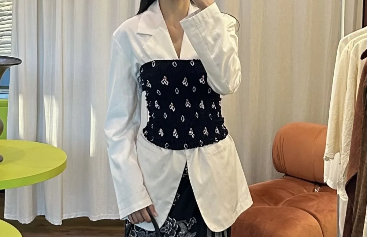 Ide Baju untuk Kondangan Simple.