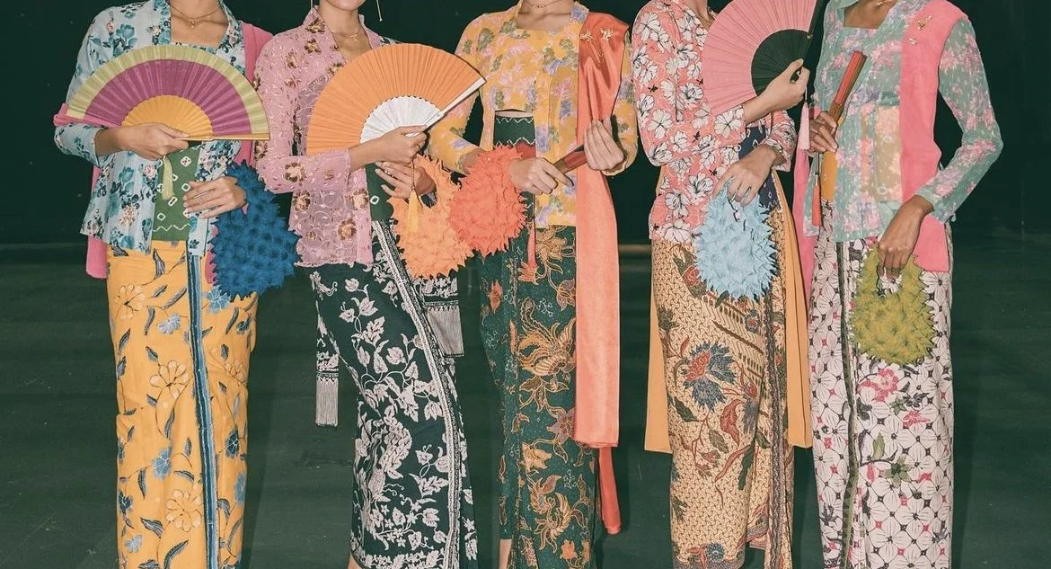 Tips Berkain dan Berbatik Modern.